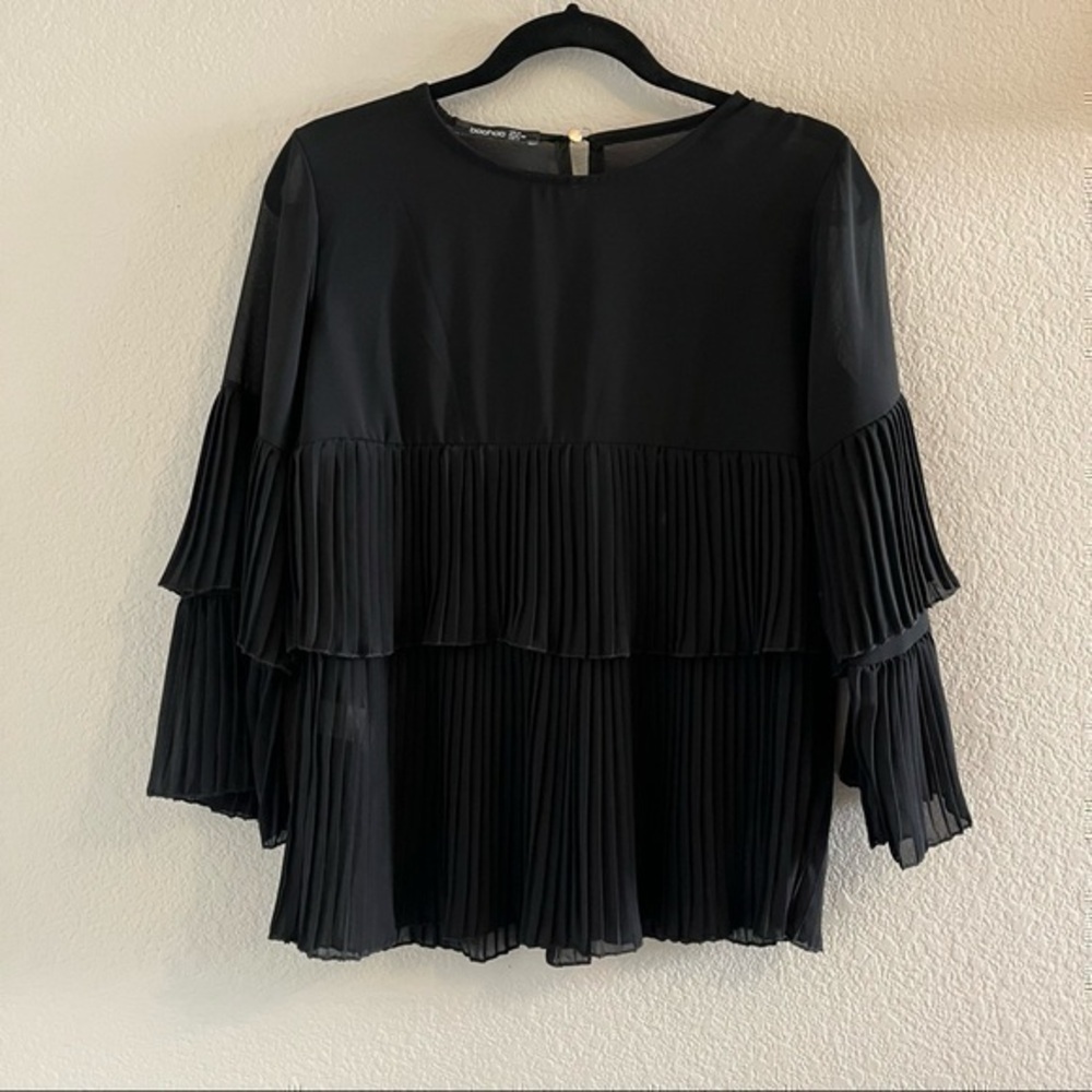 Boohoo Woven pleated smock top